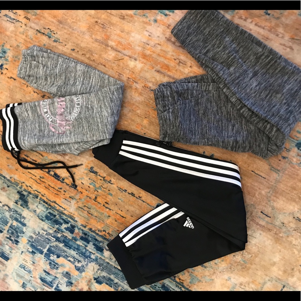 Girls size 7 sweatpants bundle